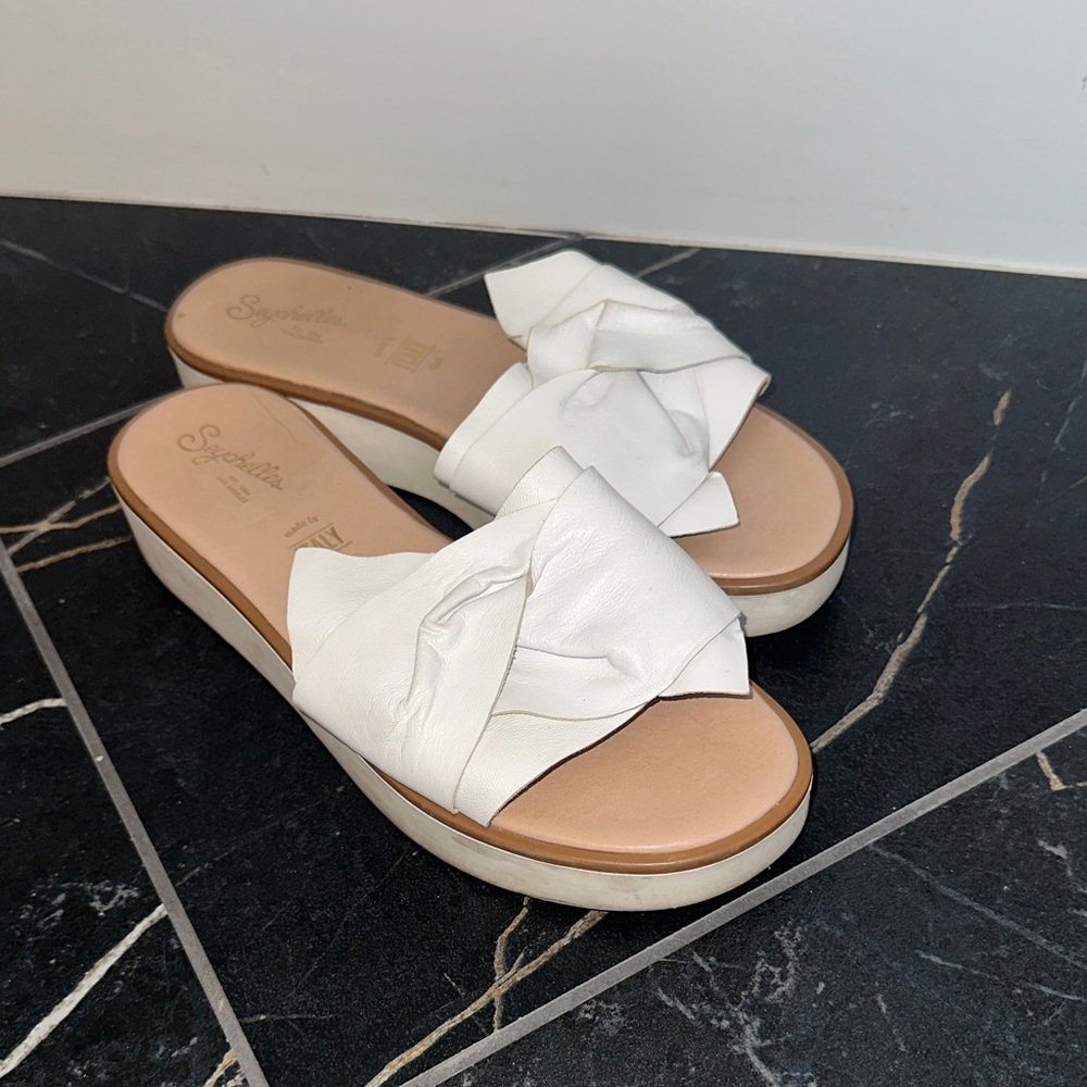 Seychelles White Slide Sandals